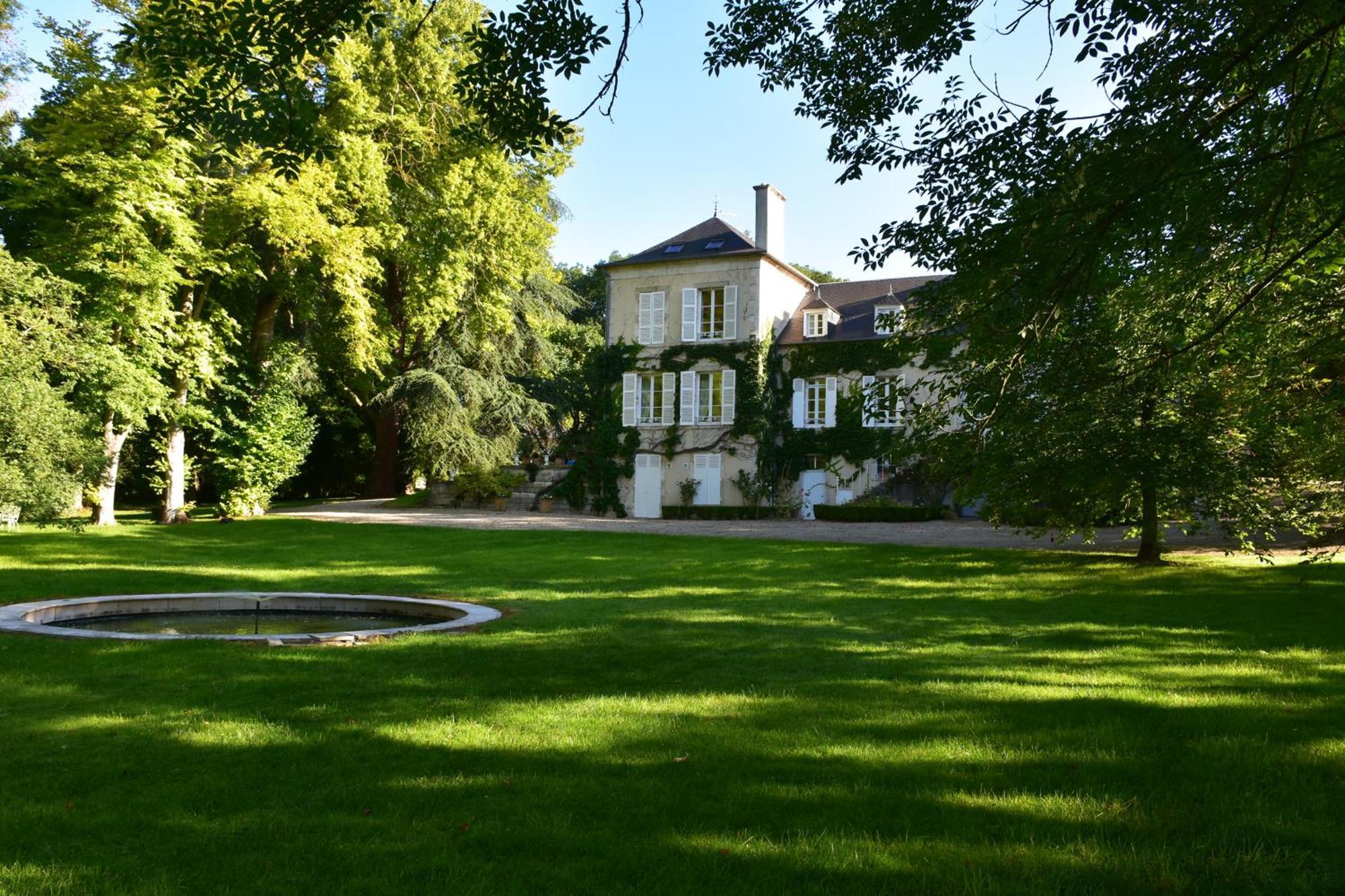 Berry-Bouy Domaine De L'Ermitage B&B 외부 사진